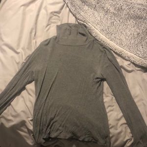 Cotton on, ribbed cropped turtle neck, size small